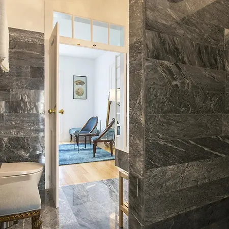 Portas De Sao Bento アパート