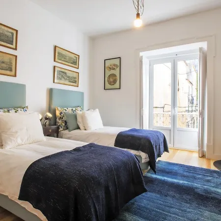 Portas De Sao Bento * リスボン